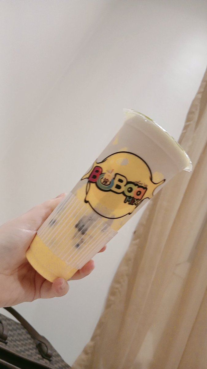 raereyyyyy's tweet photo. Dahil puyat manood ng #BINIWT2025 wala munang walwal for today. #BoBaa muna tayo #BINIverseWorldTour2025PH
#BINIverse #BINI https://t.co/KtpqiFDFuw