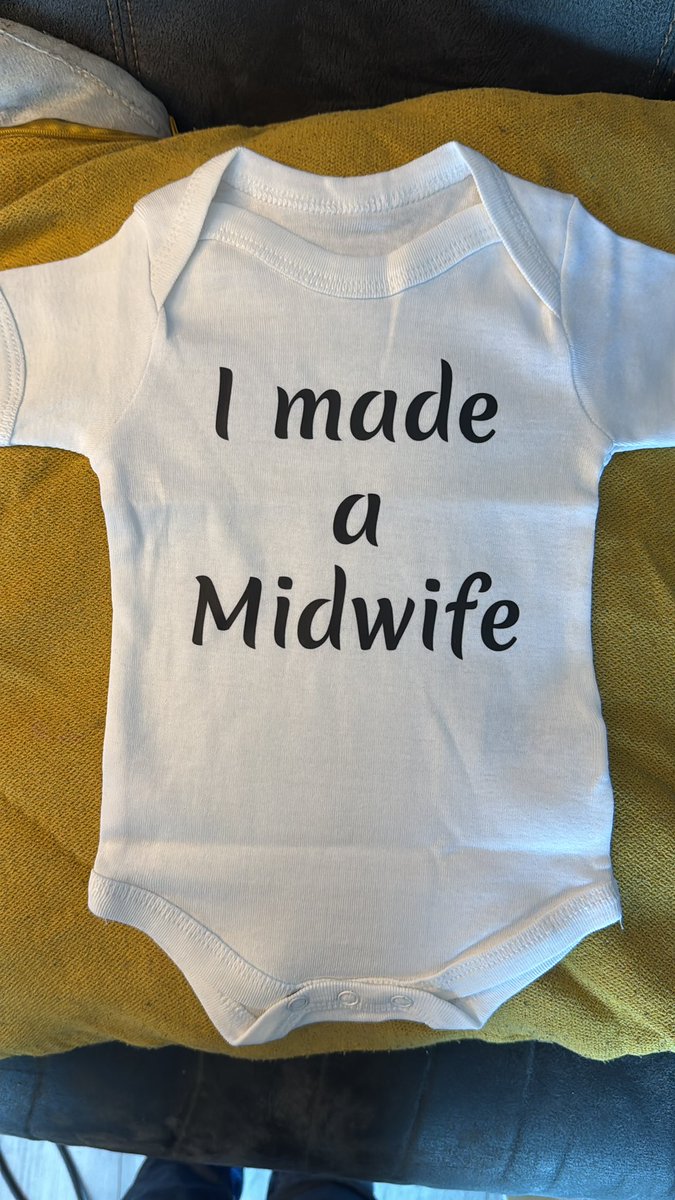 LeeAnnEM08's tweet photo. What a start to 2025…. Delivered my 40th baby and passed my interview for my 1st registered midwife job. Excited to see what the rest of 2025 has in store.
#studentmidwife #futuremidwife #qubsonm #ambitiontosuccess https://t.co/gbik6Ty6l6