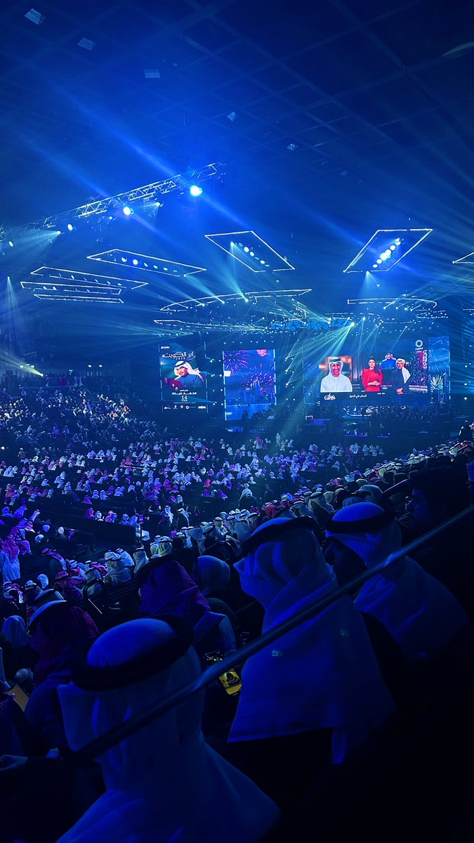 shahad_almutary's tweet image. About last night 💌.
#محمد_عبده #محمد_عبده_في_الكويت