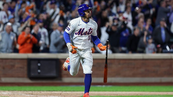 MetsScope's tweet image. Only two players in MLB currently have back to back seasons of 30 2B, 30 HR, 90 RBi &amp;amp; 90 R. 

1. Juan Soto
2. Francisco Lindor
That’s it.

This duo is about to be a problem😤