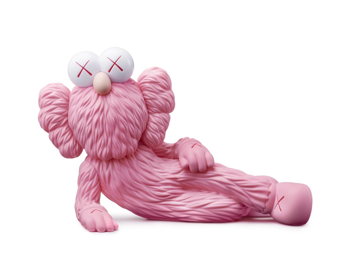 Opening in one month: “KAWS: FAMILY.” Since the late 1990s, <a href="/kaws/">تَڤين جامال بَسوا</a> has been creating a cast of iconic characters steeped in the American zeitgeist that populate his work. See them at #CrystalBridges starting March 15: bit.ly/3XEuT1d