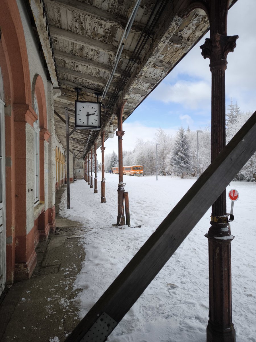Schönstes Winterwetter auf dem Erzgebirgskamm in Moldava