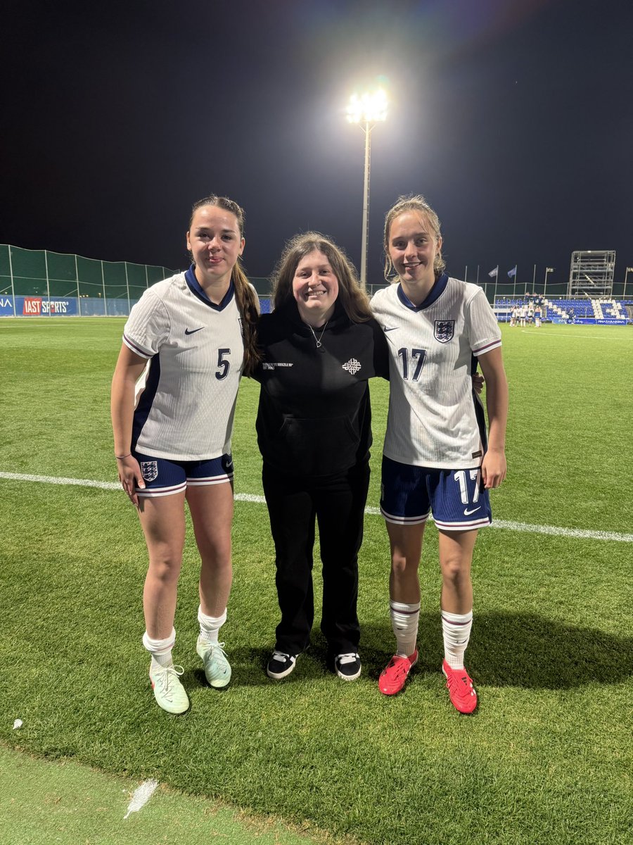 Freya Clothier (@freyaclothier) on Twitter photo 3/3 wins for the England 17s squad ✅
A great week in Spain capped off with a 1-0 win over Mexico!
Forever proud of our <a href="/integralsportsm/">Integral Sports Management</a> clients and what they continue to achieve! ✨ 3/3 wins for the England 17s squad ✅
A great week in Spain capped off with a 1-0 win over Mexico!
Forever proud of our <a href="/integralsportsm/">Integral Sports Management</a> clients and what they continue to achieve! ✨