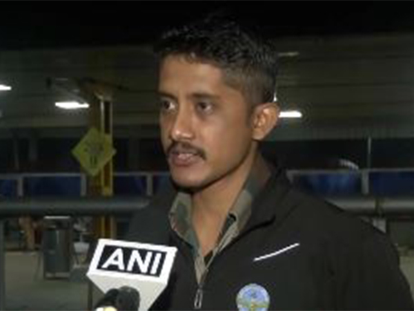 ani_digital's tweet photo. "Administration working hard to prevent any mishap, but no one was listening": Eyewitness IAF sergeant recounts NDLS stampede

Read @ANI Story | https://t.co/XPLjbQzxn3
#Stampede #Crowdsurge #NDLS https://t.co/wpGCdXoNcr