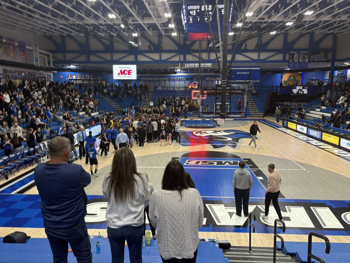 Congratulations to <a href="/GburgGBB/">GBURGGBB</a> and <a href="/kimballiu34/">Jason Simpson</a> on their IHSAA Regional Championship tonight!