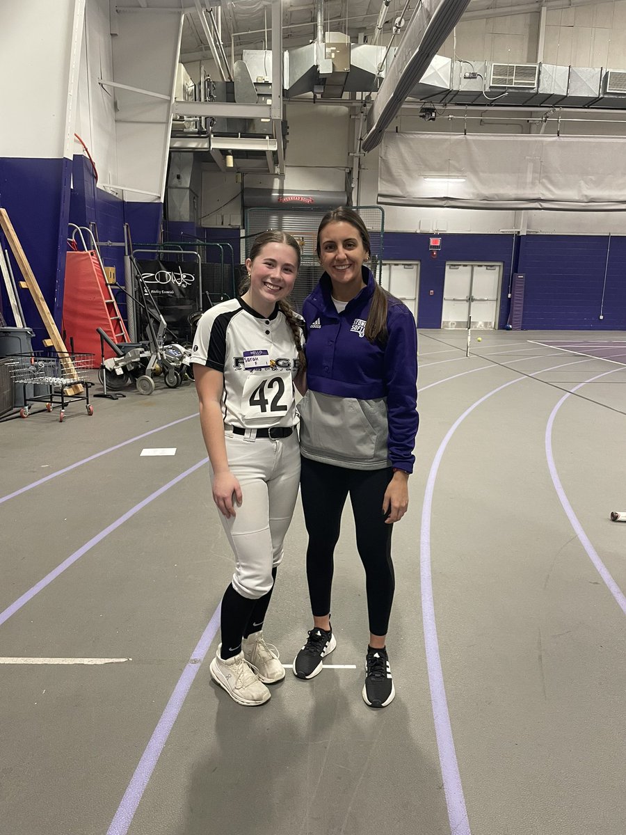 I had a great time today at Stonehill. Thank you to the coaches and players for hosting a great camp! I learned a lot of new drills and got great feedback!