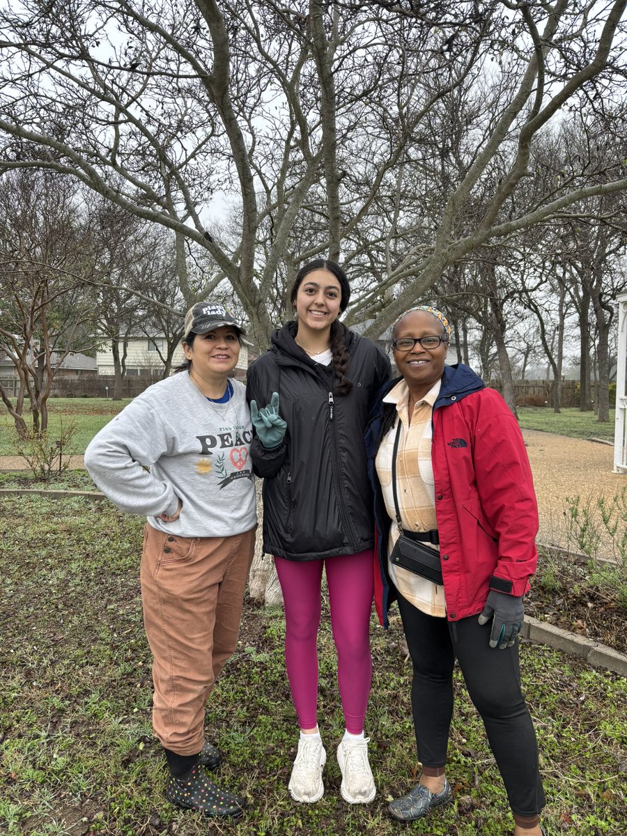 Rainy Saturday morning helping my community by working at the Gutierrez Xeriscape Park in Schertz.