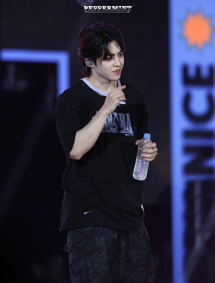 Peppermint_4444's tweet photo. 250215
Bangkok
#에스쿱스 #SCOUPS
#승철 #최승철 
#세븐틴 #SEVENTEEN https://t.co/FaBHVazx05