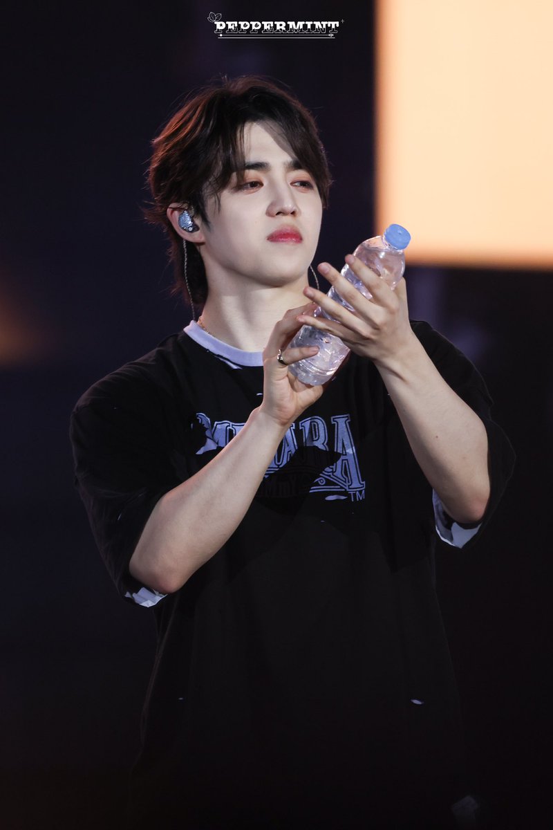 Peppermint_4444's tweet photo. 250215
Bangkok
#에스쿱스 #SCOUPS
#승철 #최승철 
#세븐틴 #SEVENTEEN https://t.co/FaBHVazx05