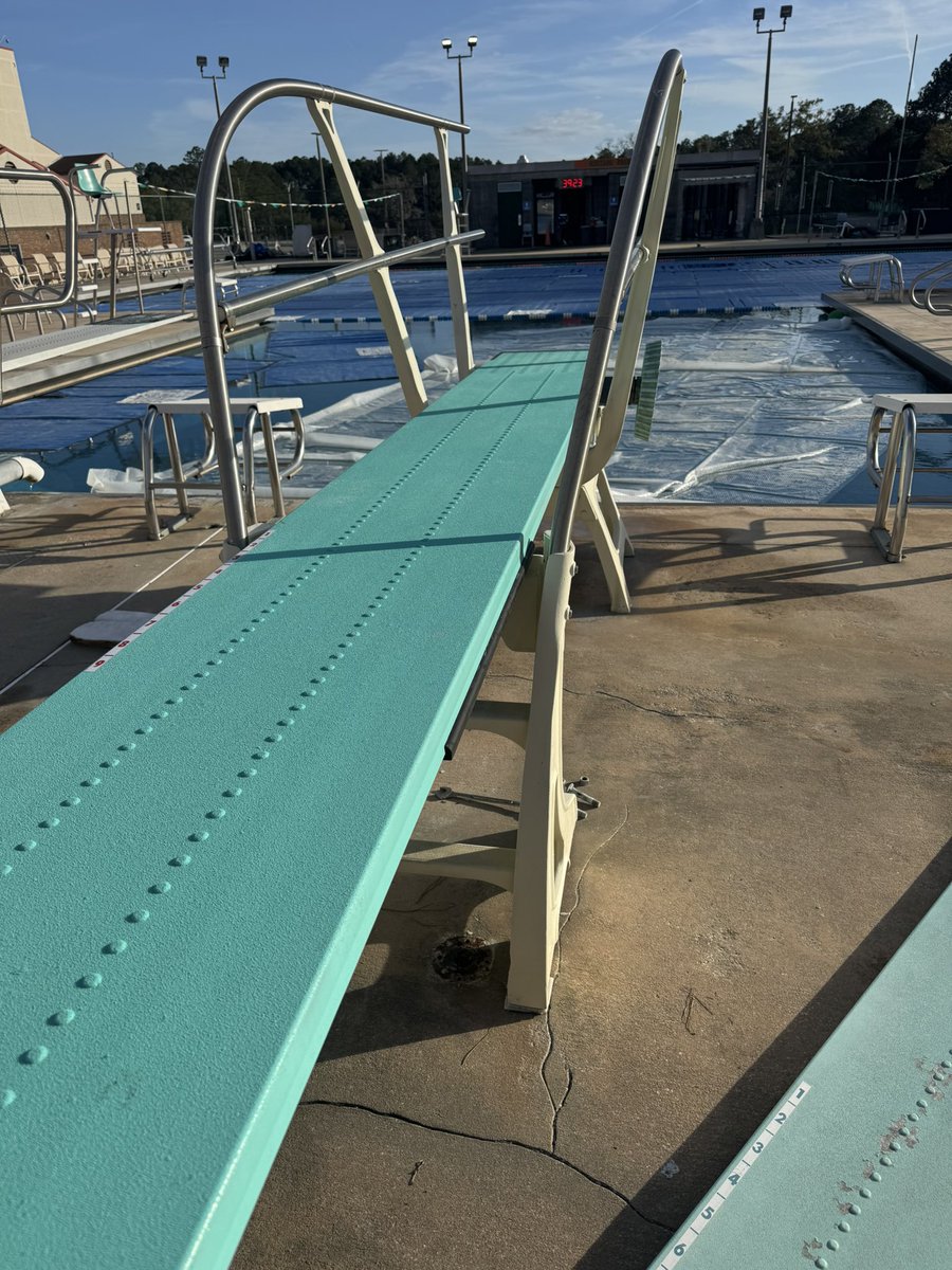 New board installed  <a href="/MHSsportszone/">Mandarin High Sports</a> <a href="/MandarinHawks/">Mandarin Middle - Hawk Pride</a>