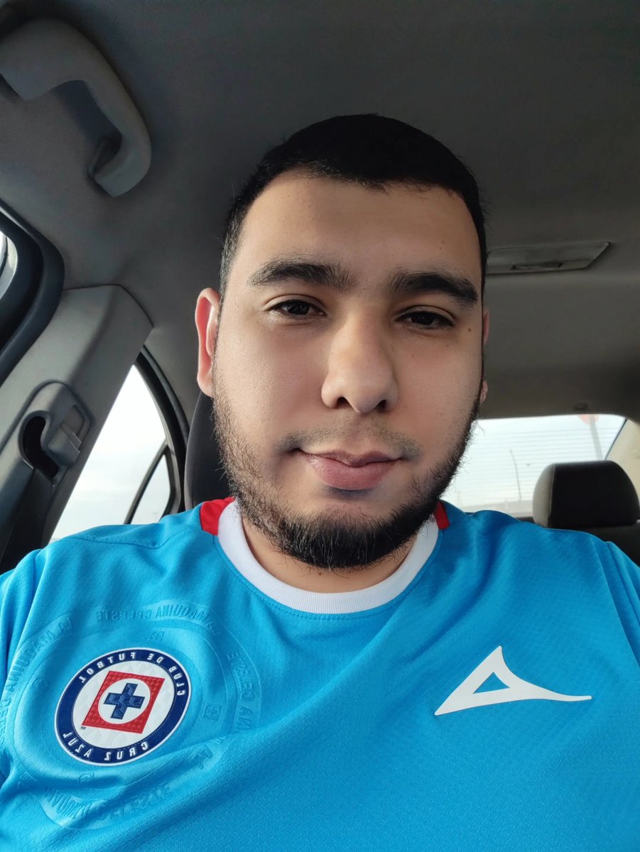 raul_rdz_'s tweet photo. #AzulDePorVida #CruzAzul 💙🚂 https://t.co/gvJHaBCkUS