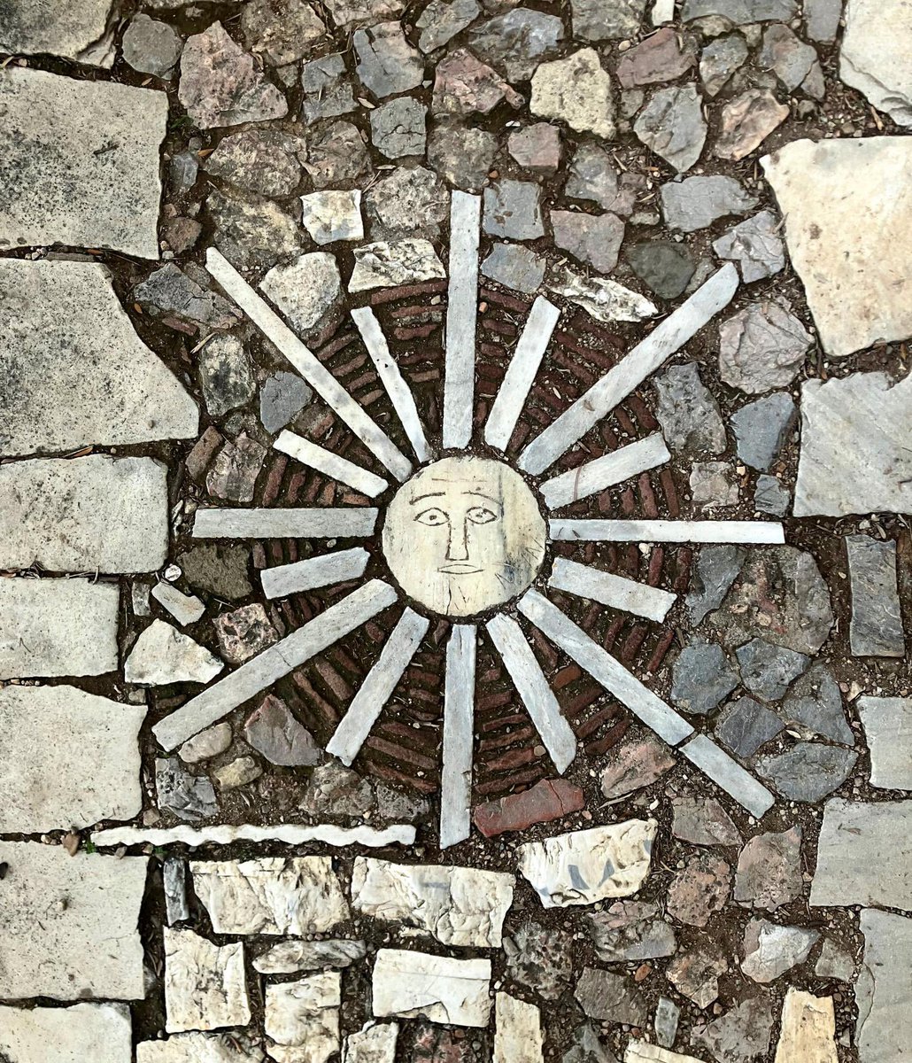 Dimitris Pikionis. Una topografía estética
arquitecturaviva.com/articulos/dimi…
Hasta el 27 de abril, el Círculo de Bellas Artes de Madrid acoge esta exposición que recorre la vida y obra del arquitecto, pintor, escultor y editor de la revista To Trito Mati (El Tercer Ojo), una figura central