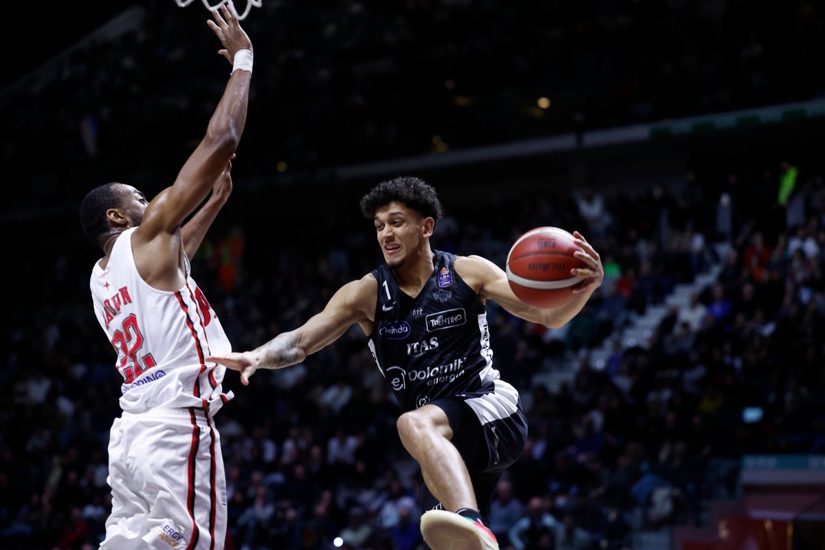 Quinn Ellis <a href="/Quinnellis1403/">Quinn ellis</a> was once again sensational for <a href="/AquilaBasketTN/">Dolomiti Energia Trento</a> against <a href="/PallTrieste/">Pallacanestro Trieste</a>, delivering a monster performance to reach the Coppa Italia final.

🔢 11 pts | 10 rebs | 8 as
🆚 <a href="/PallTrieste/">Pallacanestro Trieste</a> 
🏆 Coppa Italia <a href="/LegaBasketA/">Lega Basket Serie A</a> 🇮🇹

#TangramSports
#FollowYourDreamsWithUs