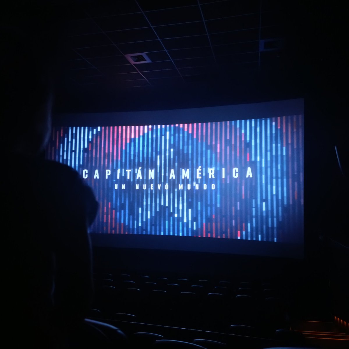 Mi opinión: No tiene nada de Capitán y si tiene todo de América (🇺🇸)

Lastima lo que estamos viendo 😔 #CaptainAmericaBraveNewWorld #Marvel