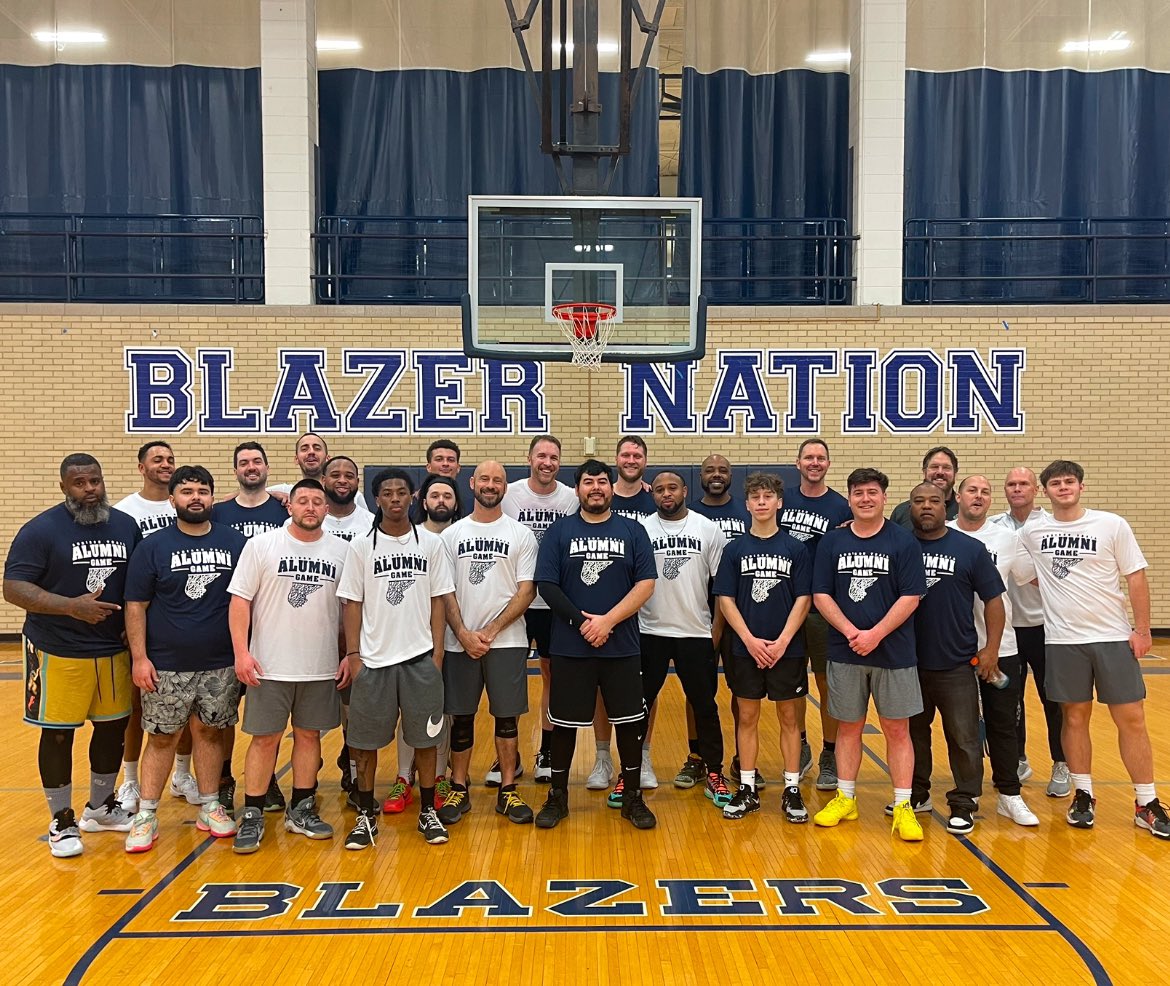 ATBlazerHoops's tweet photo. 2nd annual Alumni game was another success w/Blue taking home a 7 point victory @ATHSathletics https://t.co/dEwPtwxi4u