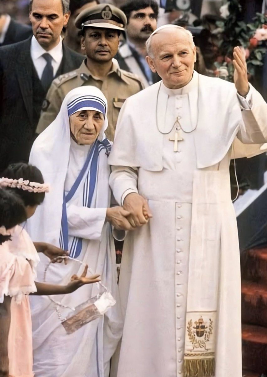 Saint John Paul II and Saint Teresa of Calcutta