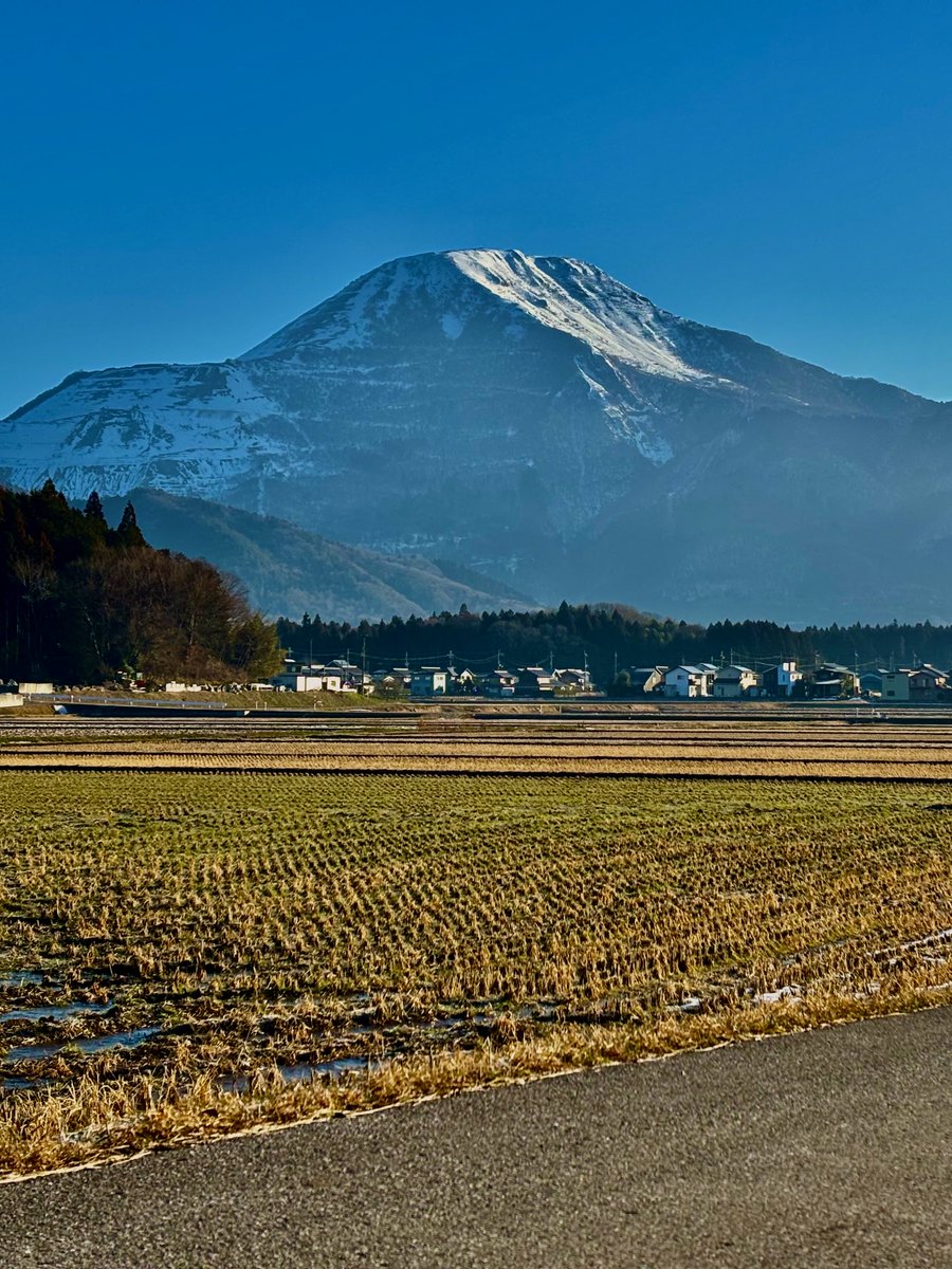伊吹山 [日本百名山] ⛰️

滋賀県/米原市

素敵な休日をお過ごし下さいませ✨

📸 2025/2