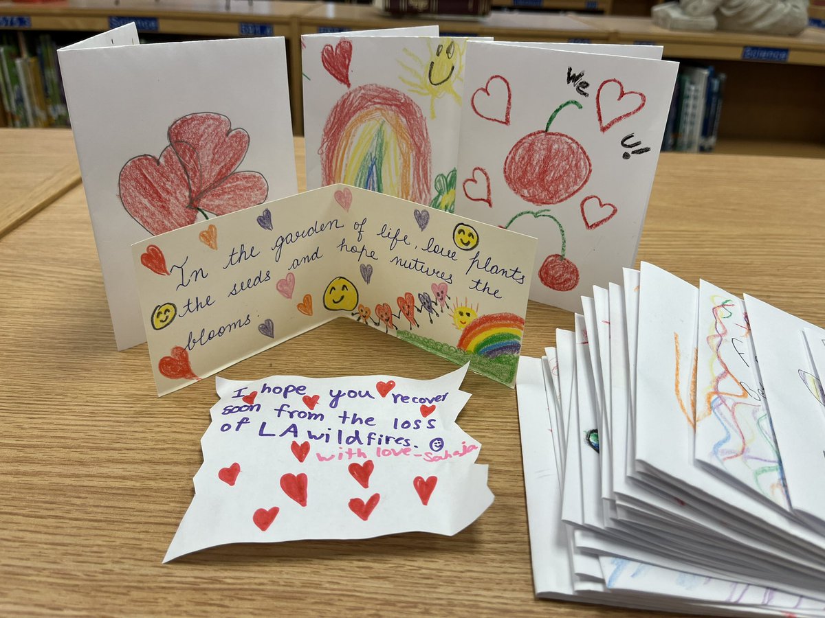 LoweLibrary tweet media