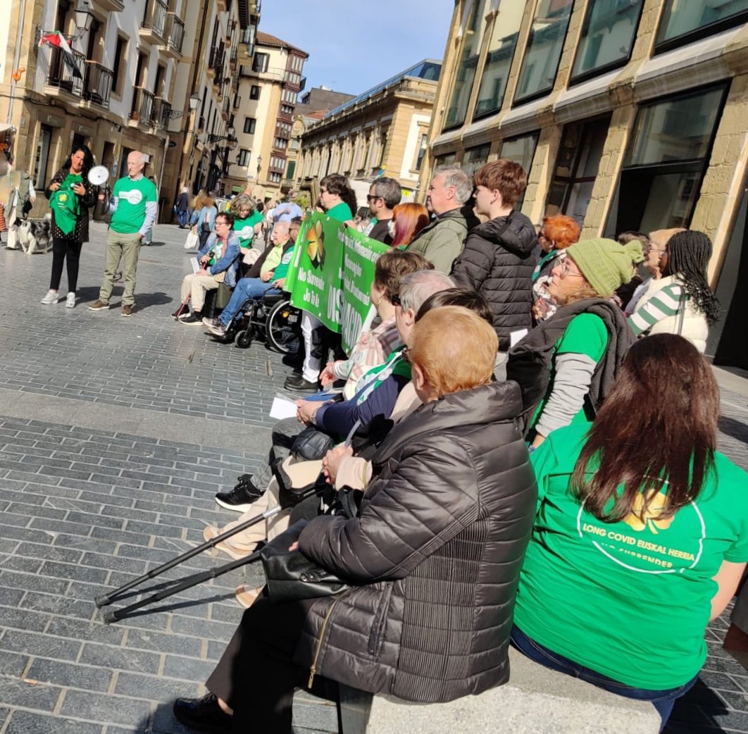 covideuskal's tweet photo. Hoy la #MareaVerdeLC, como cada 15 de mes, siendo la voz de quienes sufren permanentemente la #CoVID19.
#LongCoVIDAwareness #NoSurrender #JoTaKe
#SOSLC 🆘🆘🆘🆘🆘 https://t.co/NnyN1ylYOp