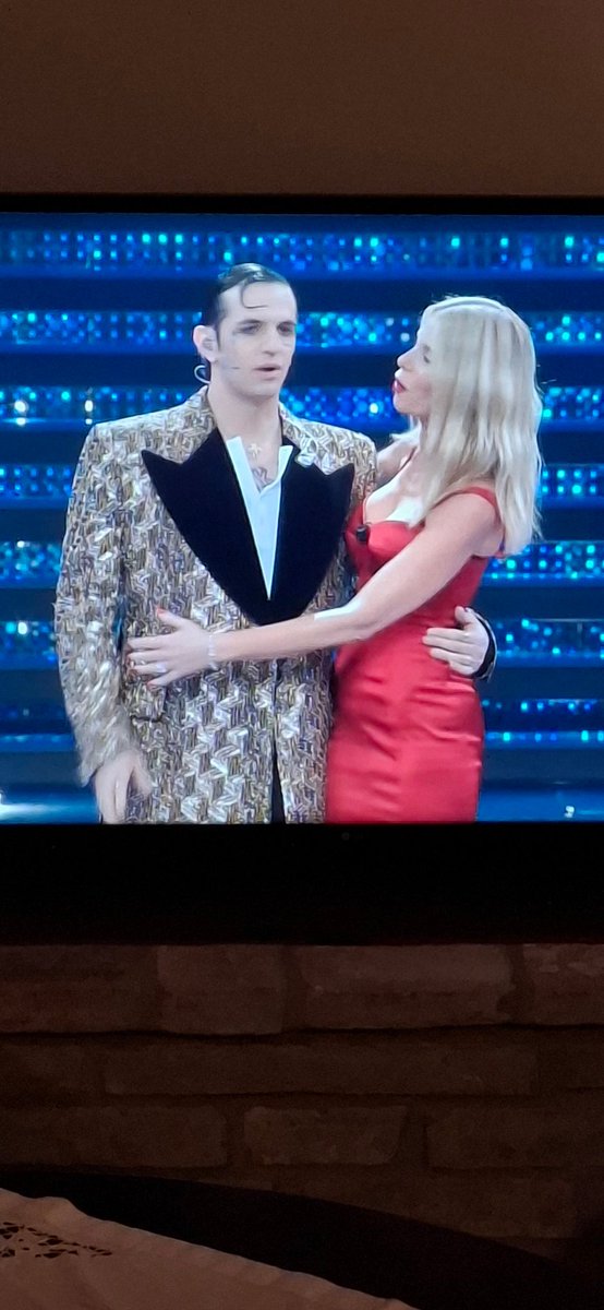 Non so bene come commentare questa foto. Fate voi.