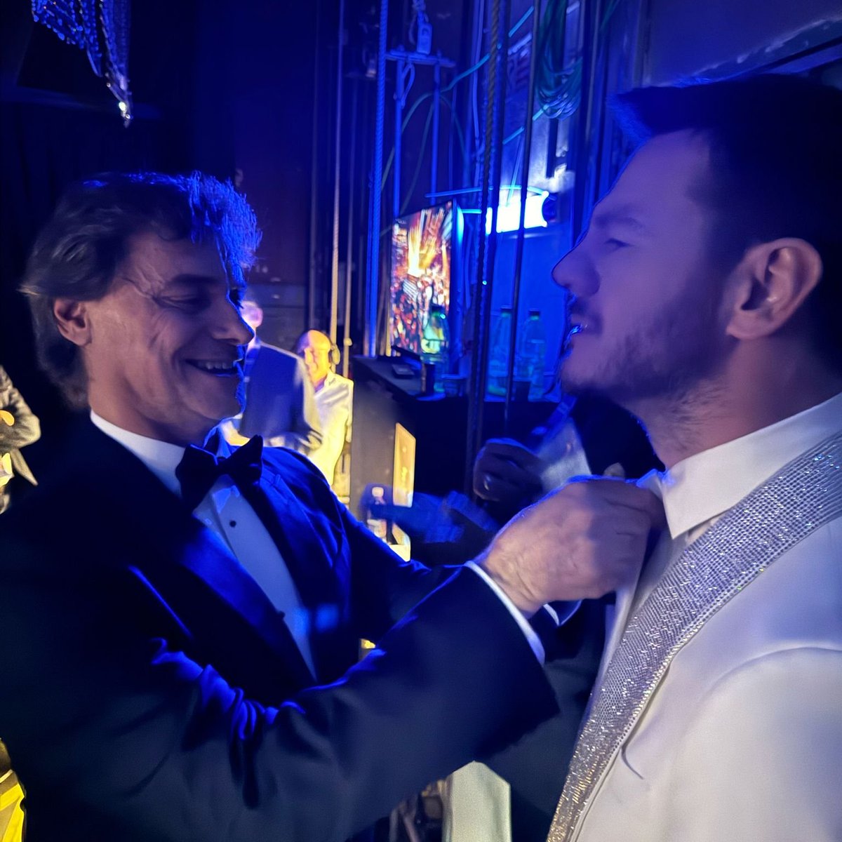 alecattelan's tweet image. Per votare Alberto codice da Vinci

#sanremo2025 @SanremoRai