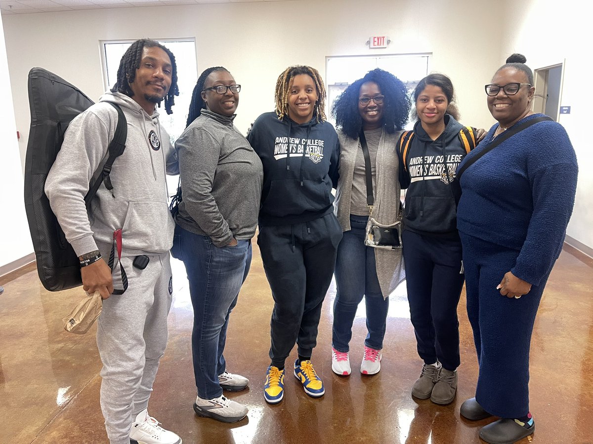 Zora Hill (@zora_c_hill) on Twitter photo Thank you Coach Holtzclaw and Coach Young, my McDonough Family, for coming out to support us in today’s game. Warhawk Pride❤️🏀 <a href="/McDonoughHS_AD/">McDonough High Athletics</a>
<a href="/MHS_WarHawks/">McDonough High School</a> <a href="/AthleticsAndrew/">Andrew Athletics</a> <a href="/AndrewTigersWBB/">Andrew College WBB</a> Thank you Coach Holtzclaw and Coach Young, my McDonough Family, for coming out to support us in today’s game. Warhawk Pride❤️🏀 <a href="/McDonoughHS_AD/">McDonough High Athletics</a>
<a href="/MHS_WarHawks/">McDonough High School</a> <a href="/AthleticsAndrew/">Andrew Athletics</a> <a href="/AndrewTigersWBB/">Andrew College WBB</a>