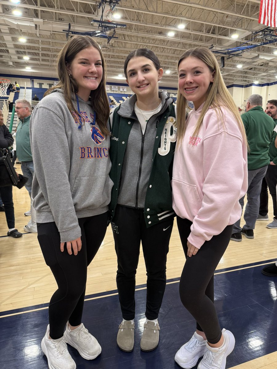 Lilly Harrier (@lillyharrier_13) on Twitter photo Catching some awesome 4A games today with my friends and former teammates π«ΆπΌ <a href="/maggie_harder/">Maggie Harder</a> <a href="/aubree_warfel/">Aubree Warfel</a> Catching some awesome 4A games today with my friends and former teammates π«ΆπΌ <a href="/maggie_harder/">Maggie Harder</a> <a href="/aubree_warfel/">Aubree Warfel</a>