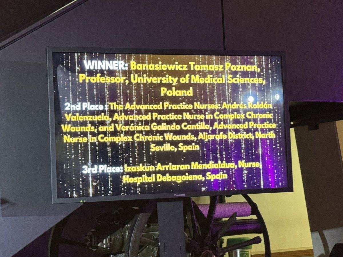 EPAHERIDASCC's tweet photo. Premios Journal of Wound Care 2025!
categoría de Administración de Antimicrobianos 
¡Hemos obtenido la 2ª plaza! 
Andrés Roldán y Verónica Galindo, enfermeros de práctica avanzada en heridas crónicas complejas, Distrito Aljarafe y Sevilla Norte https://t.co/HtIf5cHH1e