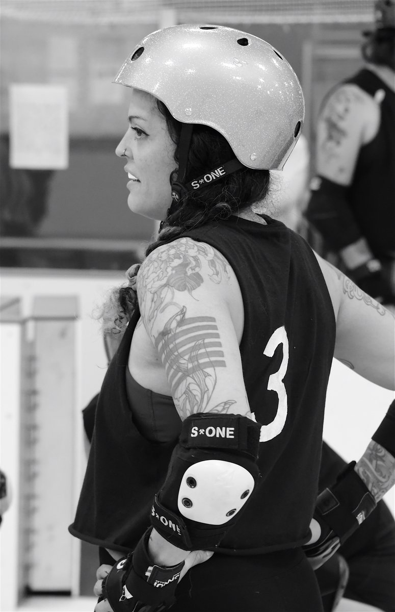 FancyfromGSO's tweet photo. Short Track Roller Derby at the Greensboro Sportsplex. @greensborocity #RollerDerby #relentless https://t.co/Kuq3pQFllr