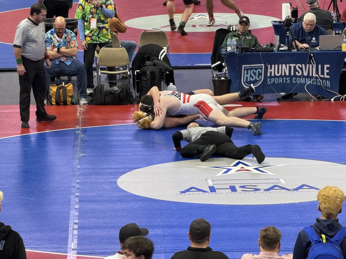 Woohoo! BJ Sammy Grimes is our Heavyweight State Champion!! Congrats to Sammy and our BJ coaches!!