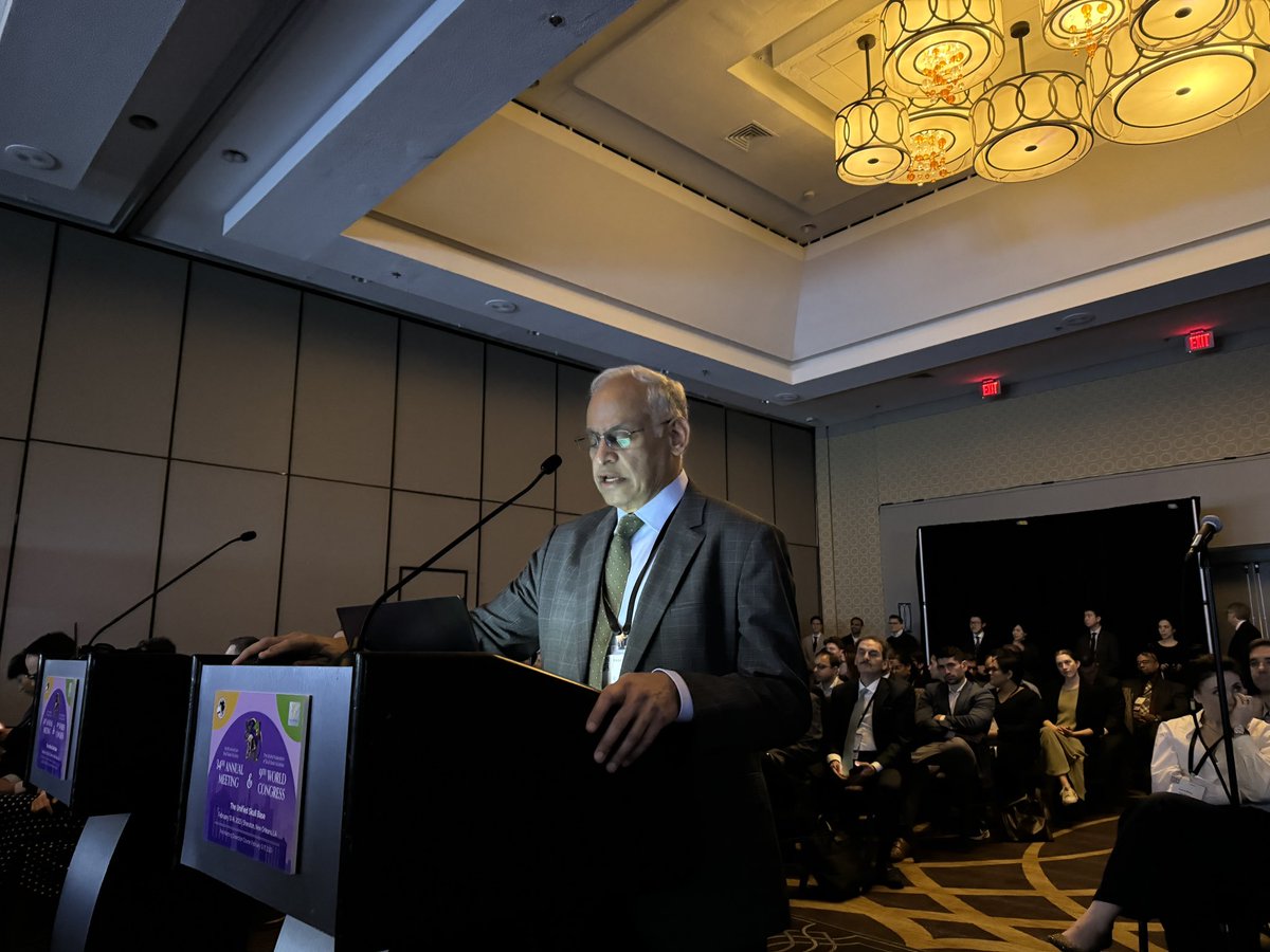 PerisCelda's tweet image. What a privilege to have Dr. Sekhar talking at #Rhotonroom about approaches to petroclival lesions @NASBSorg next will be master @PabloRecinosMD with EEA