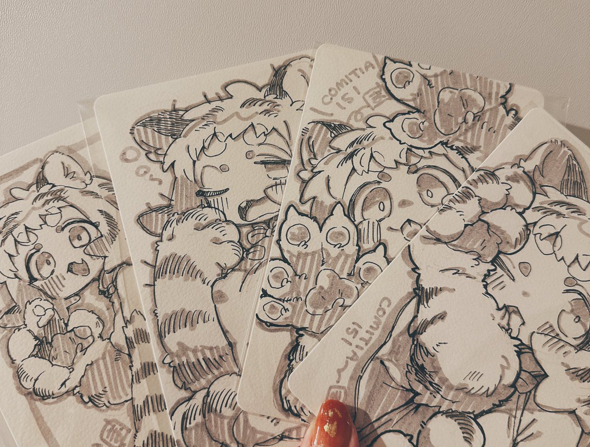 4枚ドローイング描けました🙌 