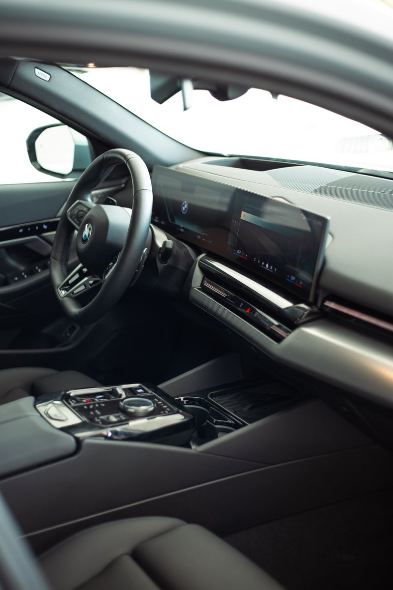 Banksy CC tweet media