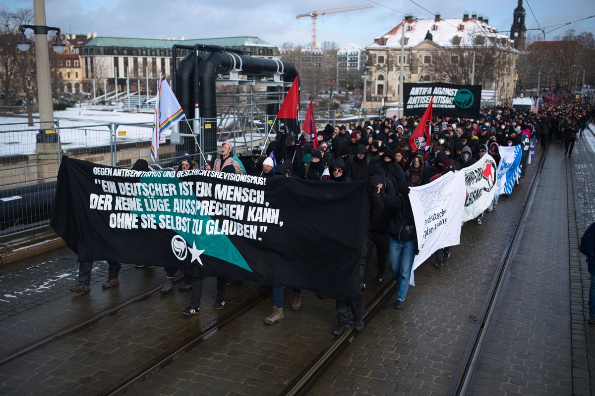 Protestfotografie Dresden tweet media