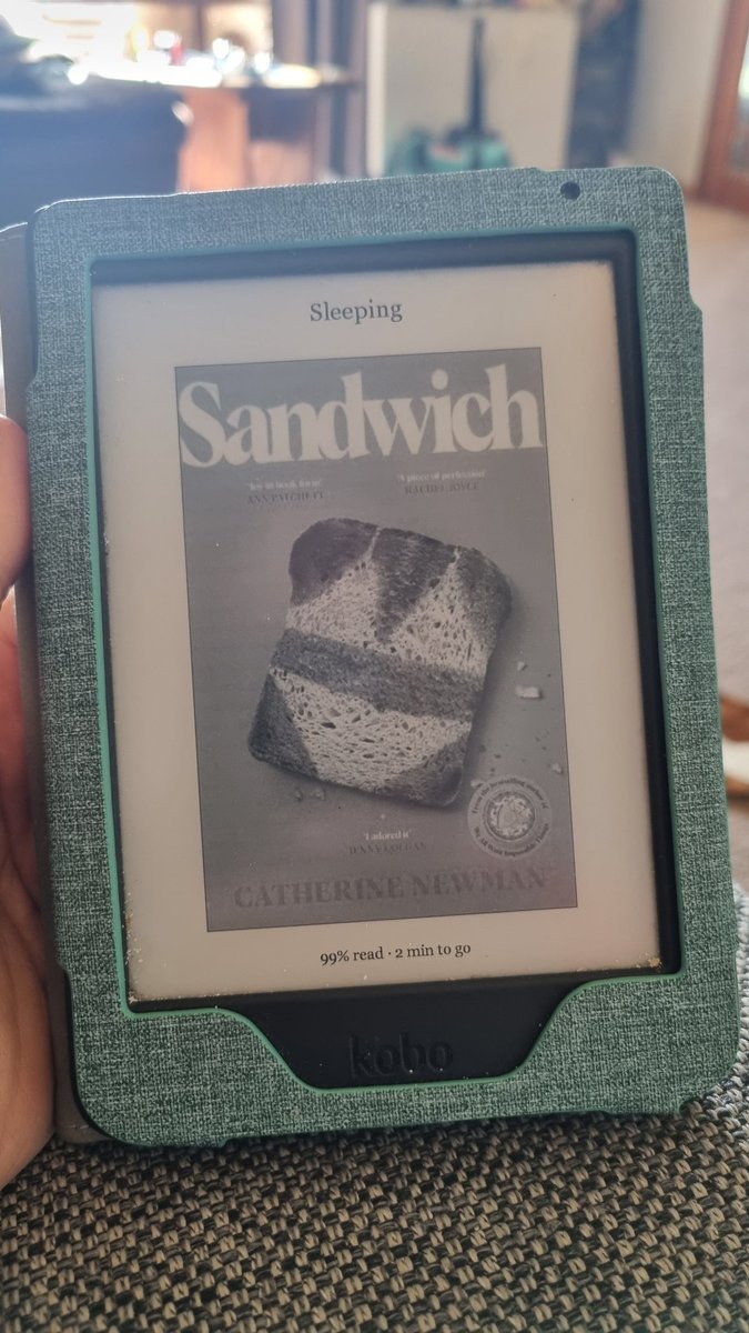 Book 11, 2025: Sandwich by Catherine Newman. I adored this short novel. Completely empathised with the all-consuming love Rocky felt for her family. Loved the setting, loved the self discovery,  will 100% reread. 5 stars.