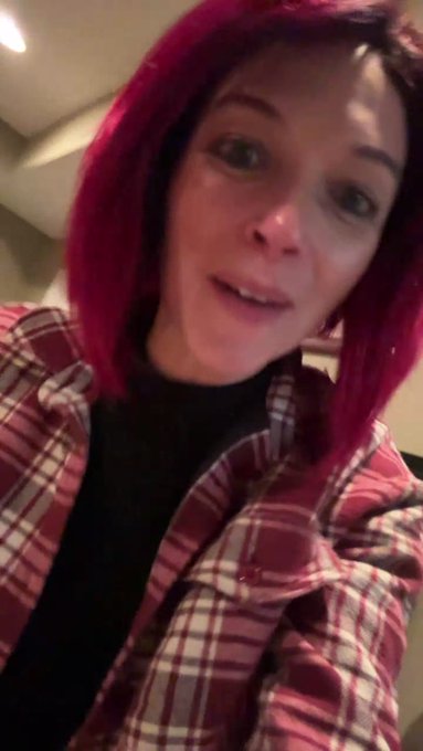 Anna Bell Peaks is live now! https://t.co/MjvivwrfcT https://t.co/yuueIPecNu