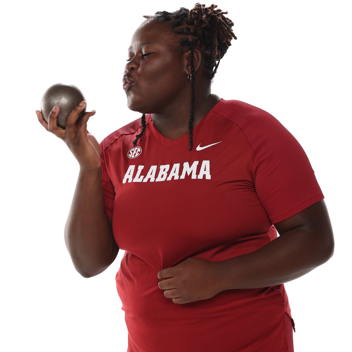 Mye’Joi Williams does it again!

A new PR for Williams in women’s shot put means her school record gets extended… again!

Williams records a 17.79-meter (58-4.50) on her fourth attempt 👏🏽

#RollTide