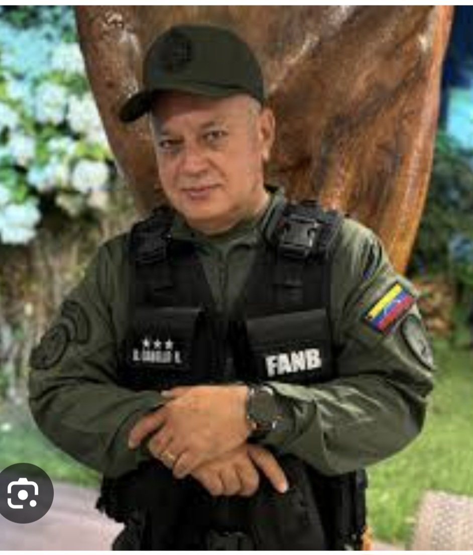 1Diosconalf's tweet photo. Si piensas que Diosdado Cabello, merece un reconocimiento por su trabajo que ha impedido que la derecha maltrecha, que hoy lidera María Corina Machado, logré un golpe de estado en 🇻🇪 Entonces démosle un like ❤️ https://t.co/iiPPj9UTCw