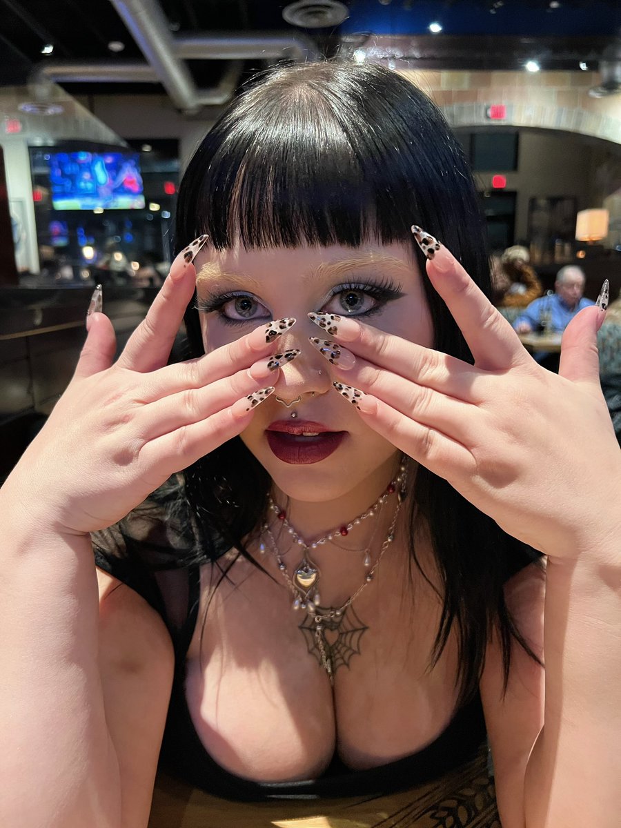 𝗕𝗮𝗶𝗹𝗲𝘆 ☾ tweet media