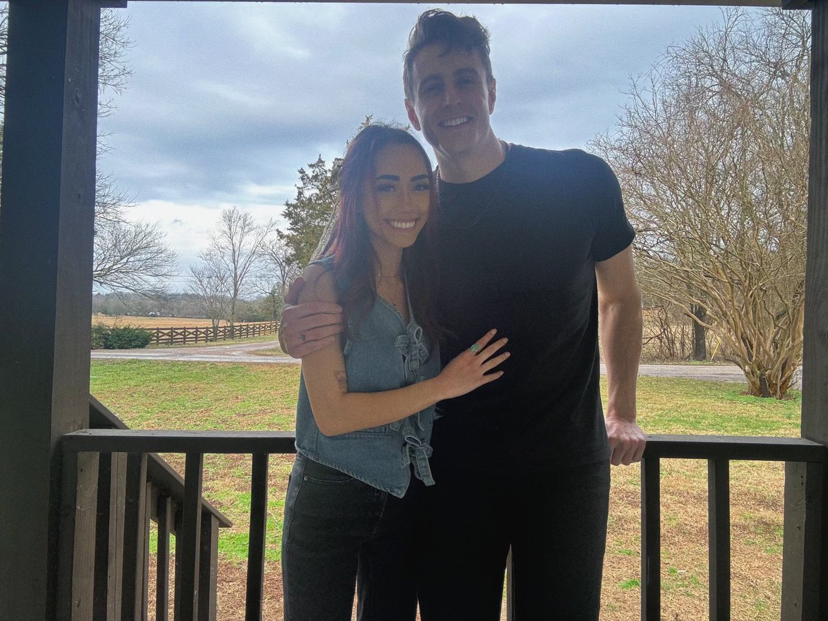 Bryant Lowry tweet media