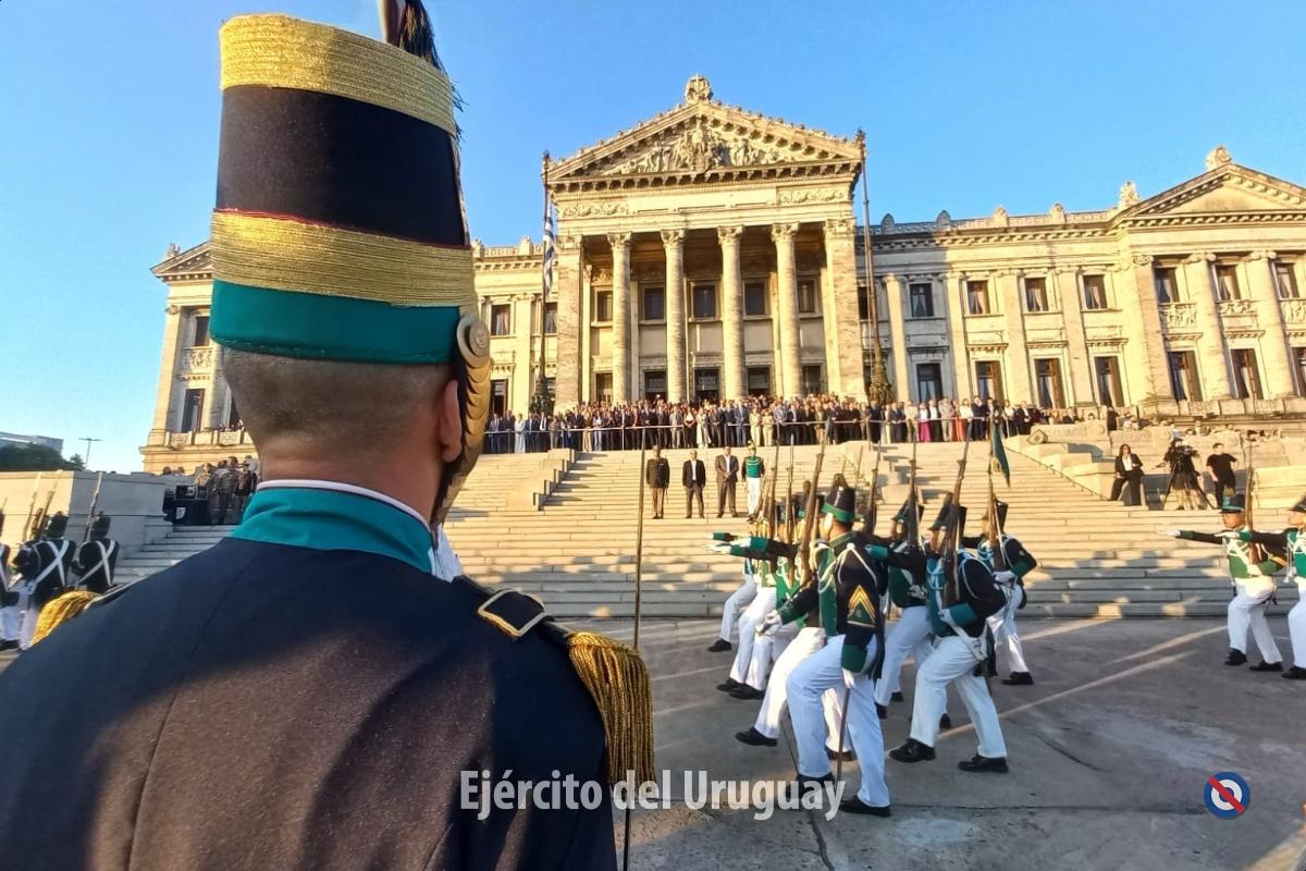 [Imagen: Gj3ZqnZWAAAWGZ6?format=jpg&name=medium]