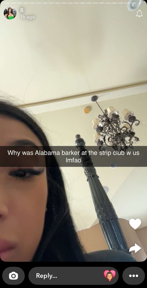 missunknownuser's tweet photo. Brianna Olsen says Alabama Barker was in the strip club with her🤣🤣 #AlabamaBarker #BriannaOlsen #2k2live #J2krisp https://t.co/zZTxP7jZ2D