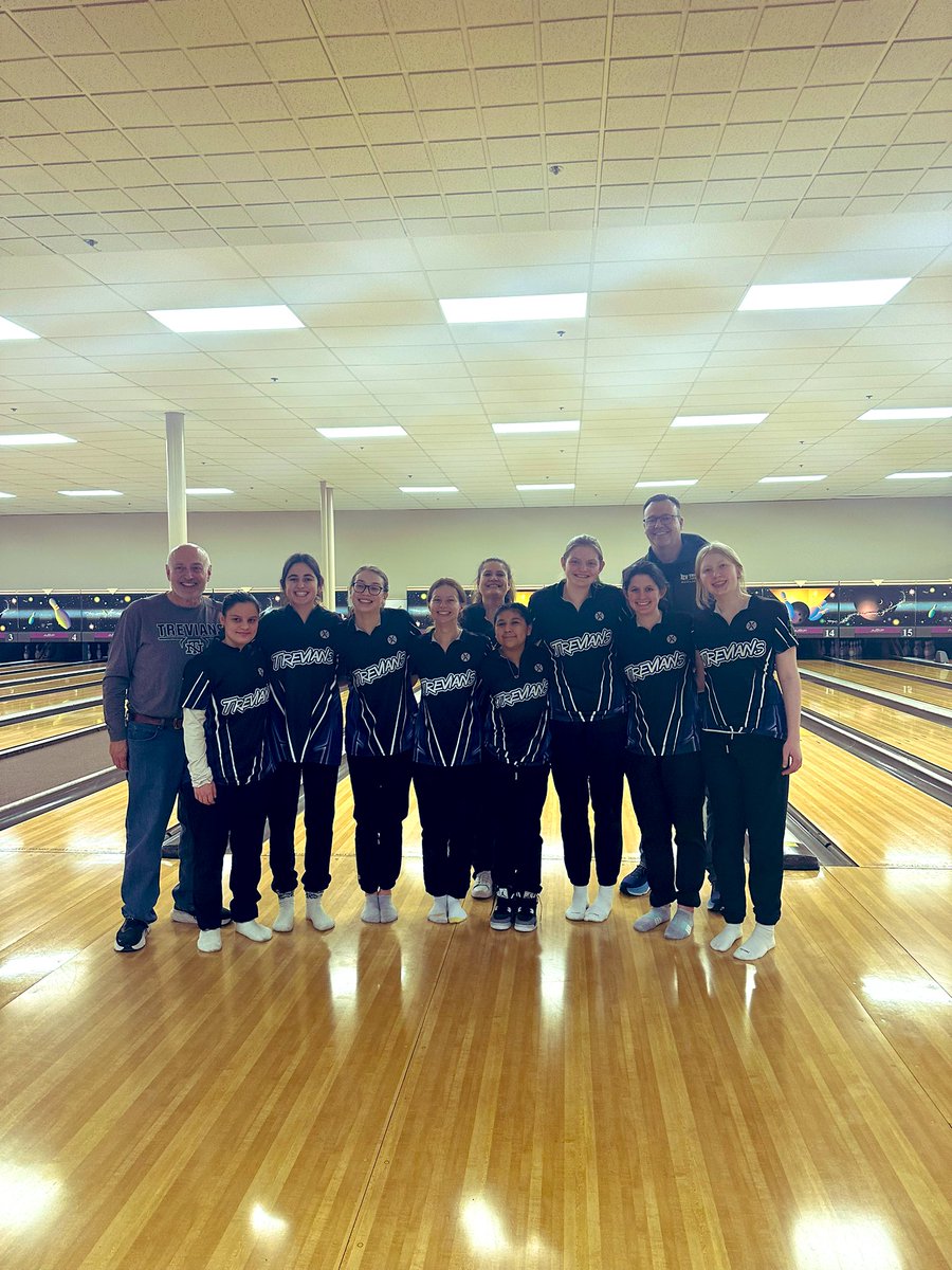 New Trier Girls Bowling (@ntgirlsbowl) on Twitter photo STATE BOUND!!! Trevians finish 2nd overall in the Sectional to earn a trip to the State Finals in Rockford! Ariella Petersen leads the squad with a 7th place finish and 185 average! #gotrevs <a href="/AthleticsNTHS/">New Trier Athletics</a> STATE BOUND!!! Trevians finish 2nd overall in the Sectional to earn a trip to the State Finals in Rockford! Ariella Petersen leads the squad with a 7th place finish and 185 average! #gotrevs <a href="/AthleticsNTHS/">New Trier Athletics</a>