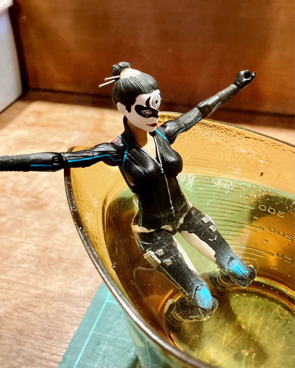 taradara_ct's tweet photo. 【レディ・ブルズアイ】
いいお湯〜

#レディブルズアイ
#デアデビル 
#マーベルレジェンド 
#ladybullseye
#daredevil
#marvellegend https://t.co/YHbw2235lW