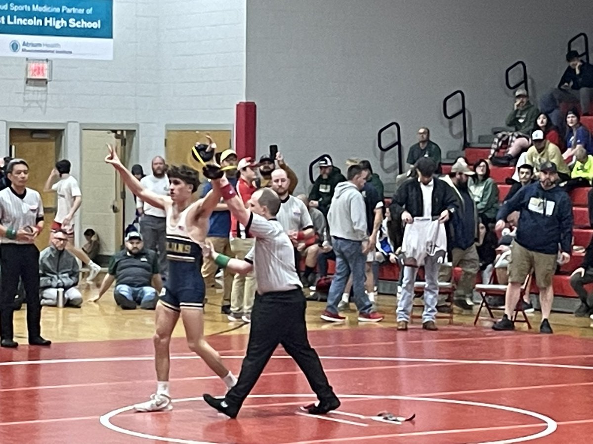 CHASE_High's tweet photo. #GoldStandard set by our own Adrian Fox. 2A NCHSAA Regional Champion. #FarmTough #StateBound https://t.co/hRU55ugSY5