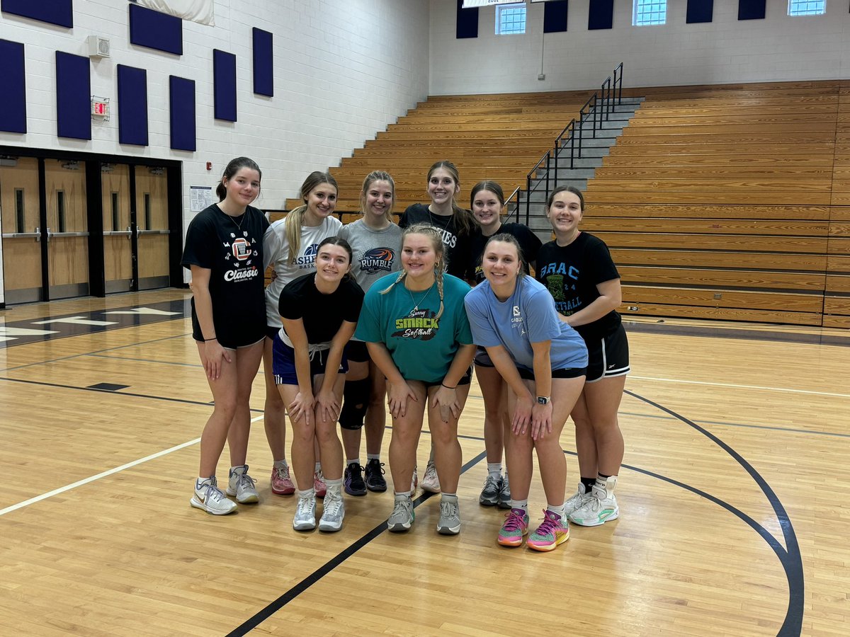 AsheHuskies's tweet photo. What do you do after a tough loss…you get back in the gym and keep stacking days! Proud of this group and their discipline to be committed to the process!! #progressisnotlinear https://t.co/BVO1FvE4eW