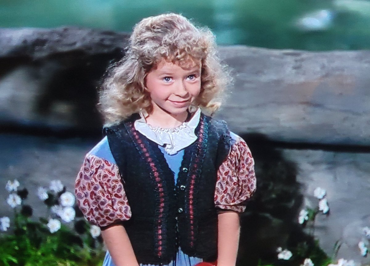 TOSSatNight's tweet image. #TOSSAlumniSighting Little 9 year old Beverly Washburn. Adorable.  #HansChristianAndersom
#TOSSatNight