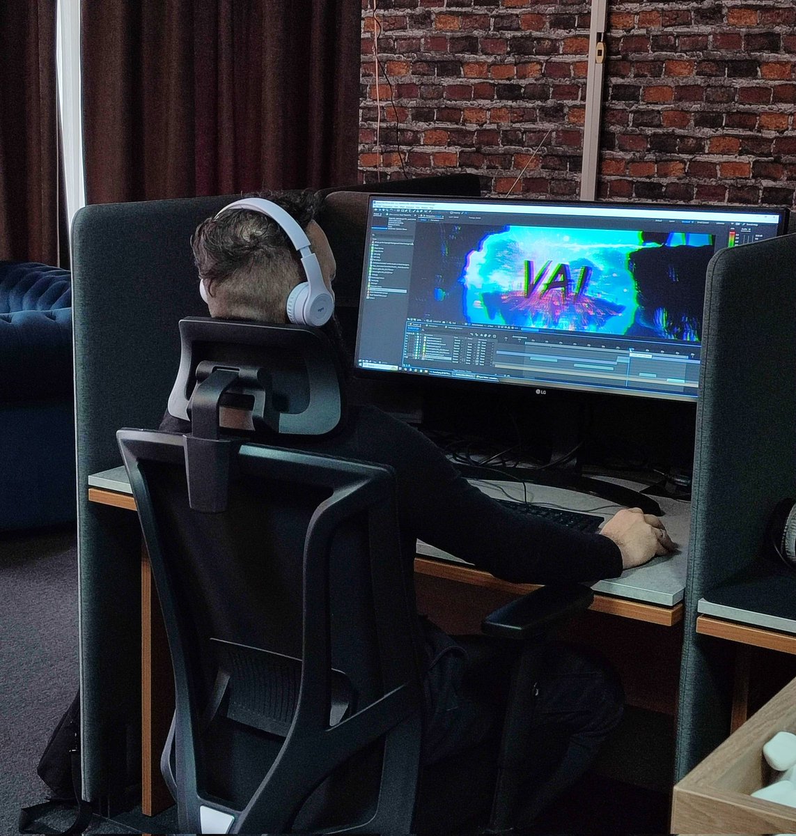 mladeproduction's tweet image. Making lyric videos, but really just vibing with the song the whole time 😁🎧 Working with clients who make brutal songs means my playlist is always on point 🤘

Do you need a #LYRICVIDEO?

Try free 🔥
1️⃣ Upload your song
2️⃣ Watch preview for free
3️⃣ Purchase only if you like it