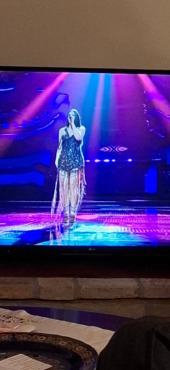 Lo stilista aveva un negozio di alimentari in montagna.