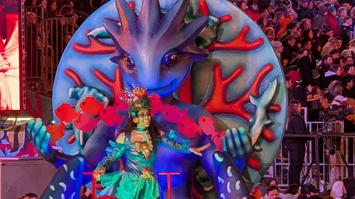 CosplayInfin's tweet photo. #carnavalnice #ILoveNice #Carnaval https://t.co/yRPVPv9h0n